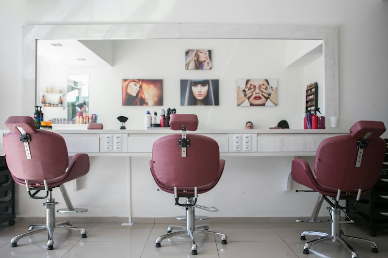 Shinglow Salon Interior Reception Lahore